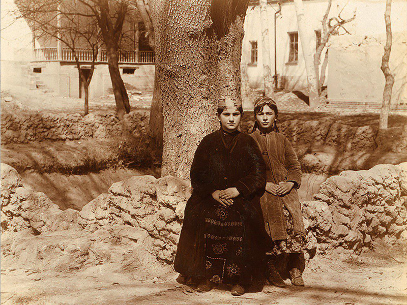 Бухарско-еврейские девочки в Самарканде. 1905—1915 гг.